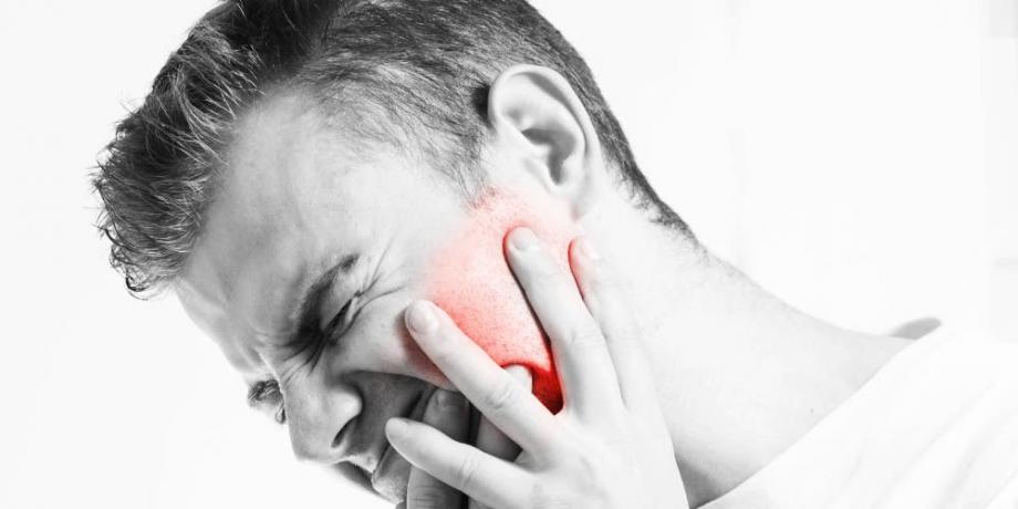 El dolor de muela suele ser muy molesto y requiere de atención odontológica