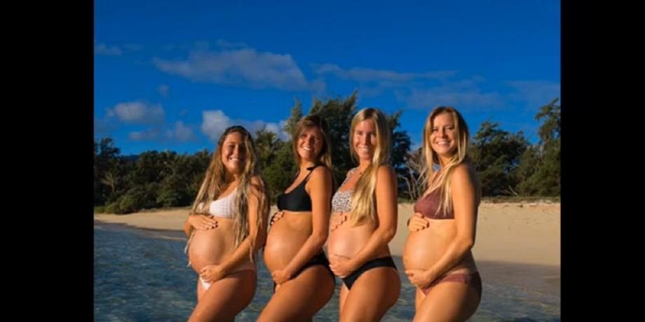 Las amigas aprovechaban e iban a la playa juntas durante sus embarazos