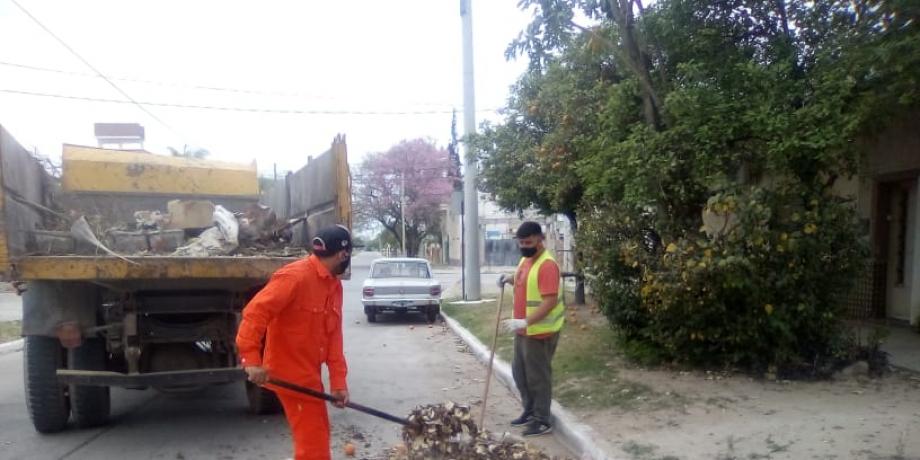 Limpieza Barrial en Las Termas de Río Hondo