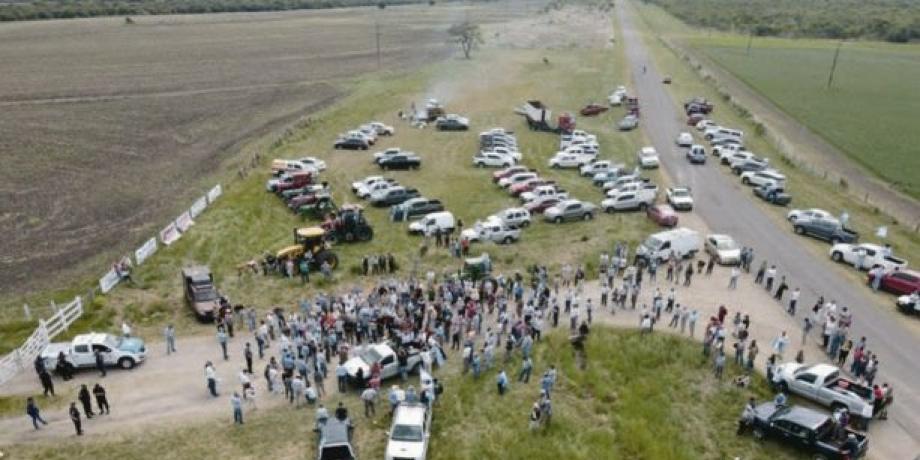 La Justicia había dispuesto prohibir cualquier acto que impidiera el egreso de las personas que se encuentran en el interior del predio rural 