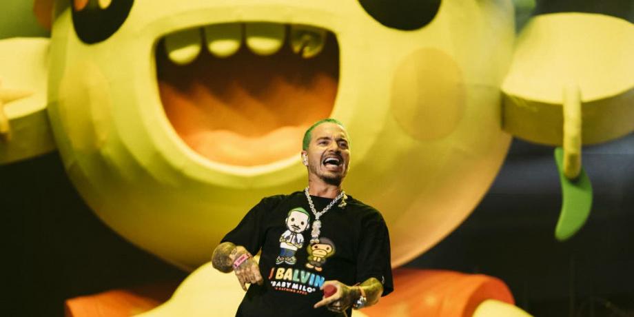 Con 13 nominaciones, J Balvin es el gran favorito para los Latin Grammy que se entregan este jueves, en una ceremonia que televisará TNT. Pero el cantante es un eslabón más de la larga lista de nombres de peso que pusieron a Colombia en lo más alto d