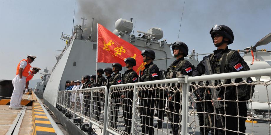 Un barco de la Armada china en Zhoushan