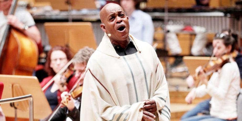 Cortesía de exitoina