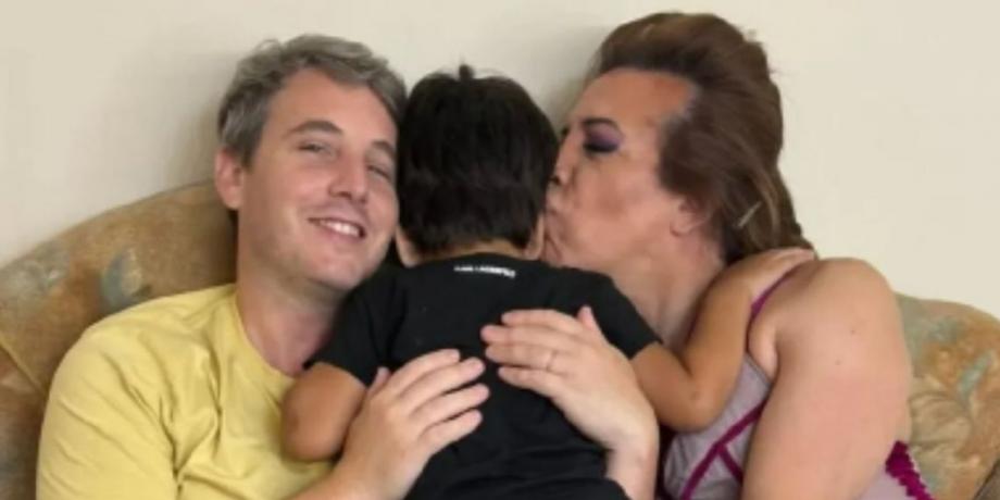 Cortesía de exitoina