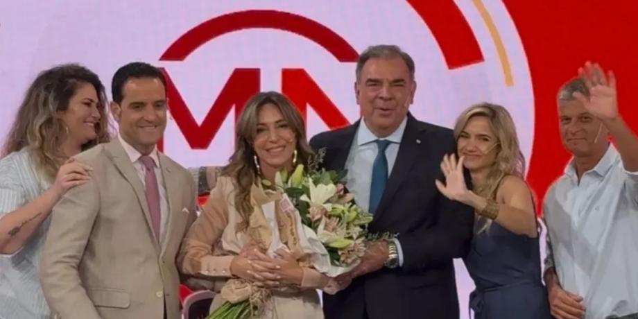 Cortesía de exitoina