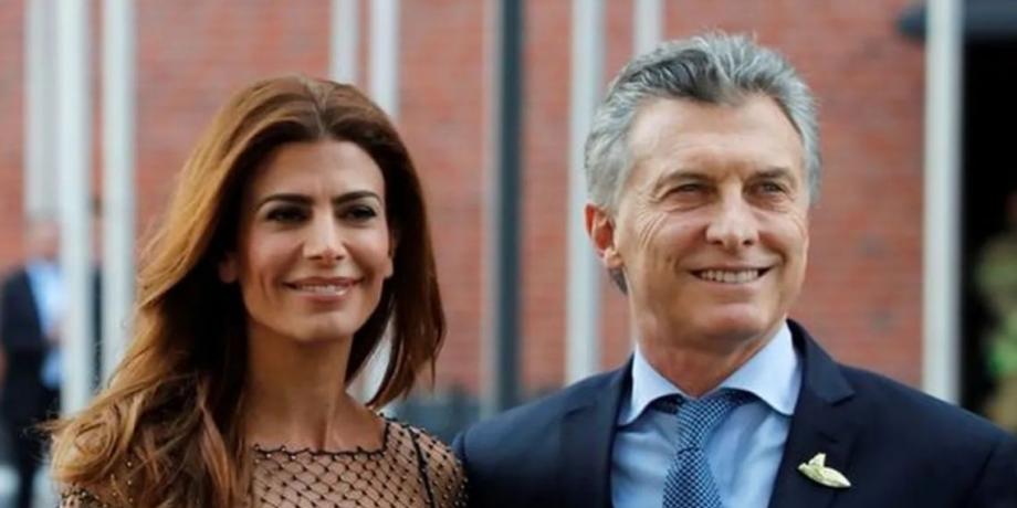 Cortesía de exitoina