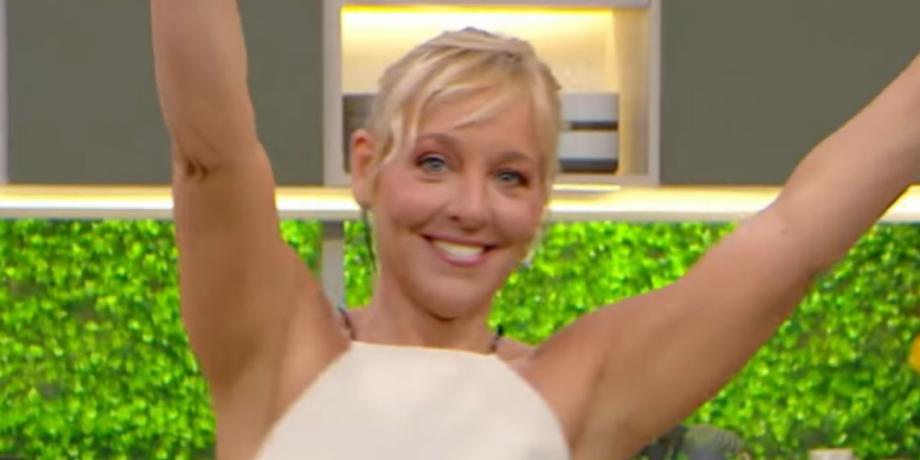 Cortesía de exitoina