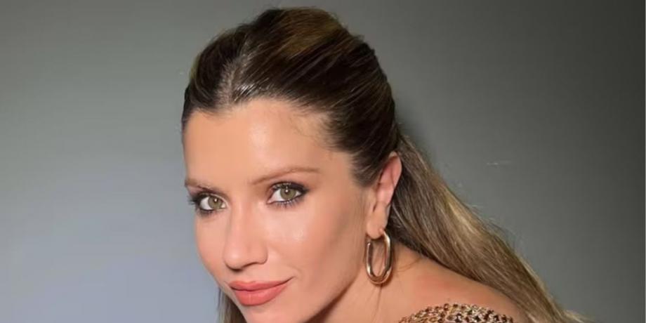 Cortesía de exitoina