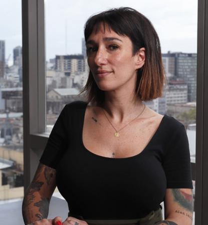 Leila Gianni genera controversia al compartir foto en bañera en Instagram