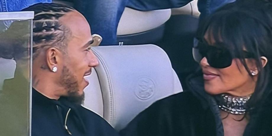 Cortesía de exitoina