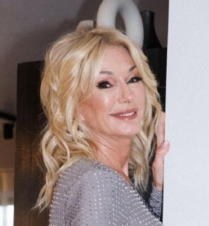 El innovador jean de Yanina Latorre que marca tendencia en la moda actual