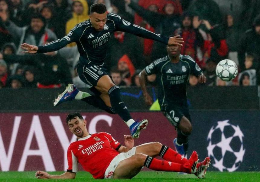 Playoffs de la UEFA Champions League: Benfica vs Real Madrid en Lisboa