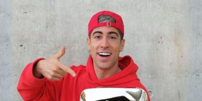 Alejo Igoa: Primer Argentino en Superar los 100 Millones de Suscriptores en YouTube