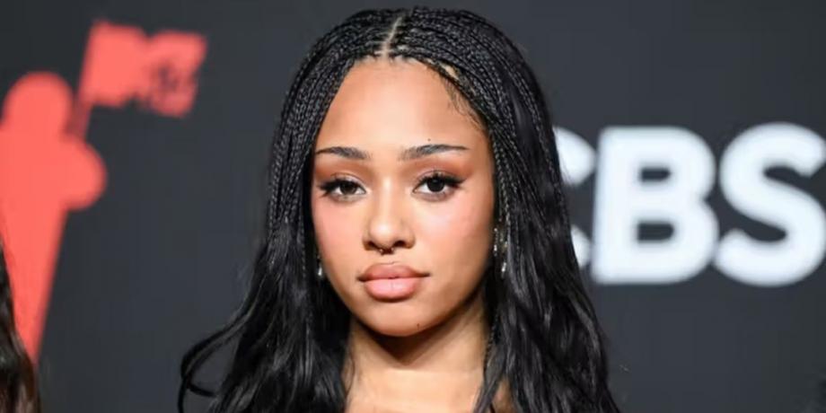 Cortesía de exitoina