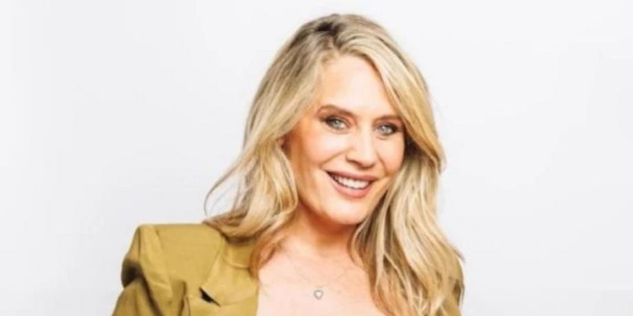 Cortesía de exitoina