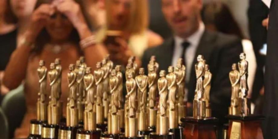 Cortesía de exitoina