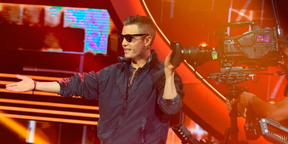 Cortesía de exitoina