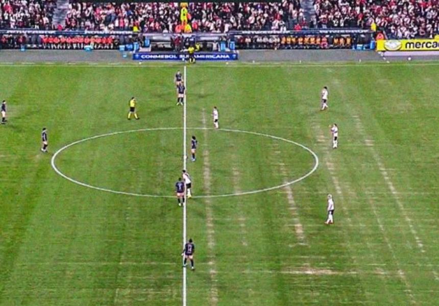 Preocupaciones sobre el estado del césped del Monumental antes del Superclásico