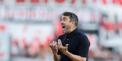 Chacho Coudet y su estrategia tras la derrota en el Superclásico