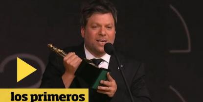 Guido Kaczka recibe el Martín Fierro de Oro en una noche memorable