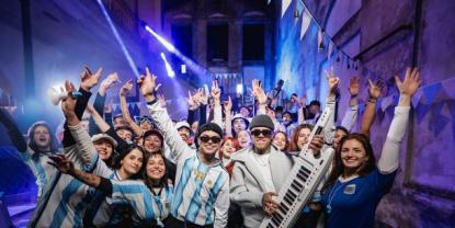La T y La M lanzan 'Tierra de Campeones', un himno a la pasión futbolera