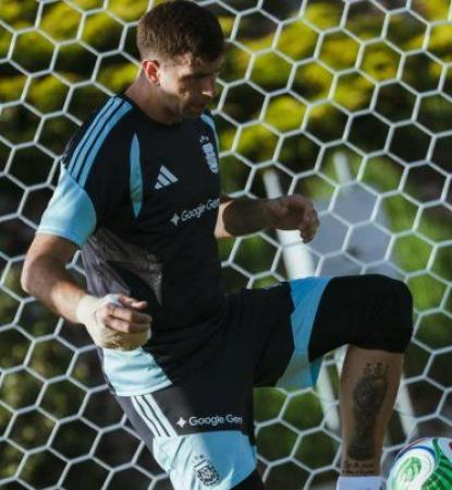 Preocupación en la Selección Argentina por la condición de Dibu Martínez