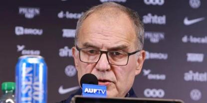 Bielsa asume la responsabilidad tras la eliminación de Uruguay en el Mundial