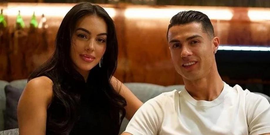 Cristiano Ronaldo y Georgina comparten un emotivo momento en el estadio