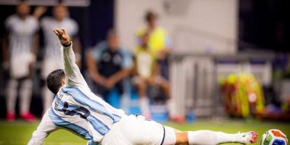 Fanático se tatúa momento clave de Paredes en Mundial 2026