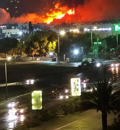 Estados Unidos Intensifica Bombardeos sobre Irán tras Acusaciones de Ataques Marítimos