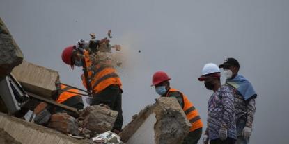 El número de víctimas mortales por terremotos asciende a 5.208