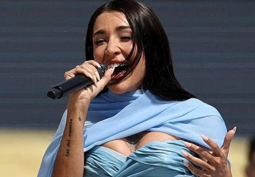 María Becerra reafirma su amor por Argentina tras cantar en el Mundial