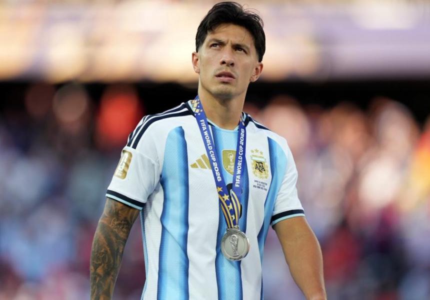 Lisandro Martínez defiende a la Selección Argentina tras el Mundial 2022