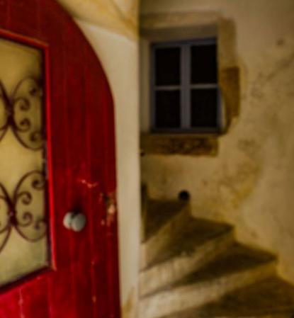 Descubrimiento macabro en Francia: cinco neonatos hallados sin vida en un hogar