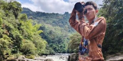 Innovador dispositivo permite a personas sordas sentir el canto de las aves