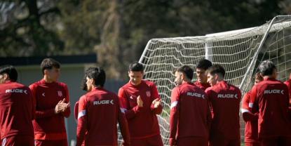 Estudiantes se enfrenta a Corinthians en un duelo decisivo por la Libertadores