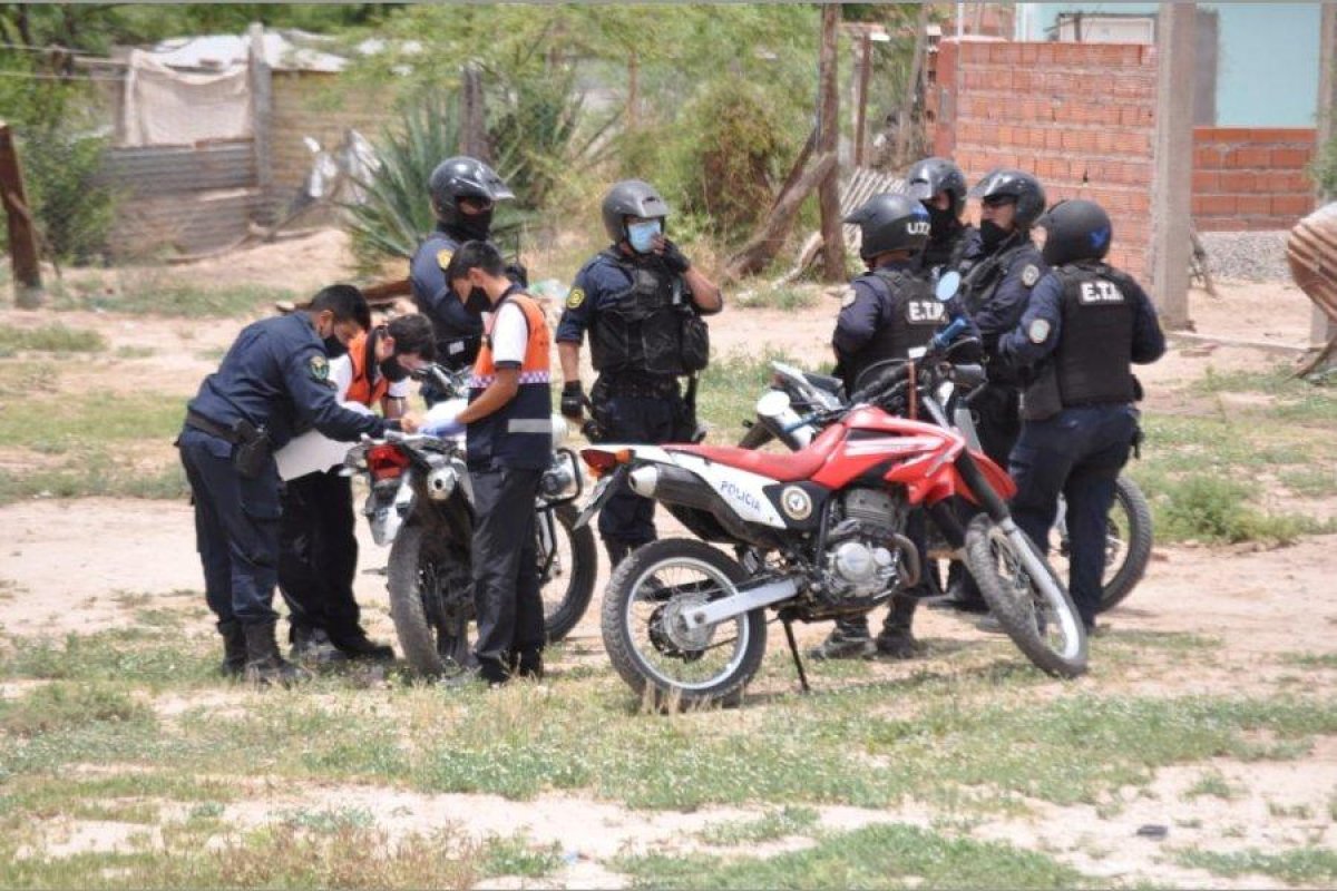Pozo Hondo: Tres niños de 3 y 5 años cayeron en pozo ciego de 4 metros de profundidad